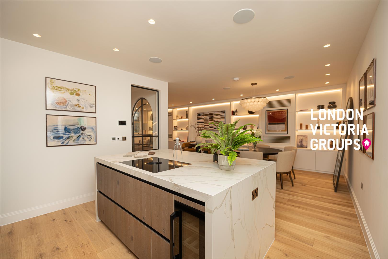 Buckingham Mews, London